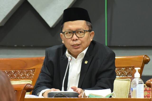 Komisi III DPR Ungkap Kebutuhan Polri Miliki Pesawat