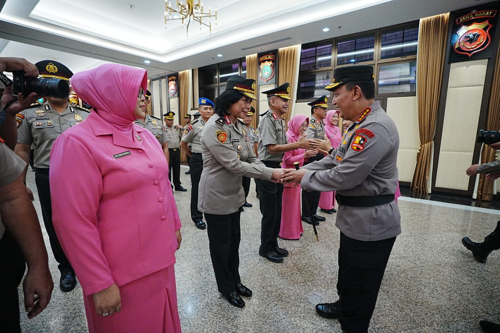 Komitmen Kapolri dalam Kesetaraan Gender, Brigjen Rinny Wowor Naik Pangkat dan Duduki Jabatan Strategis