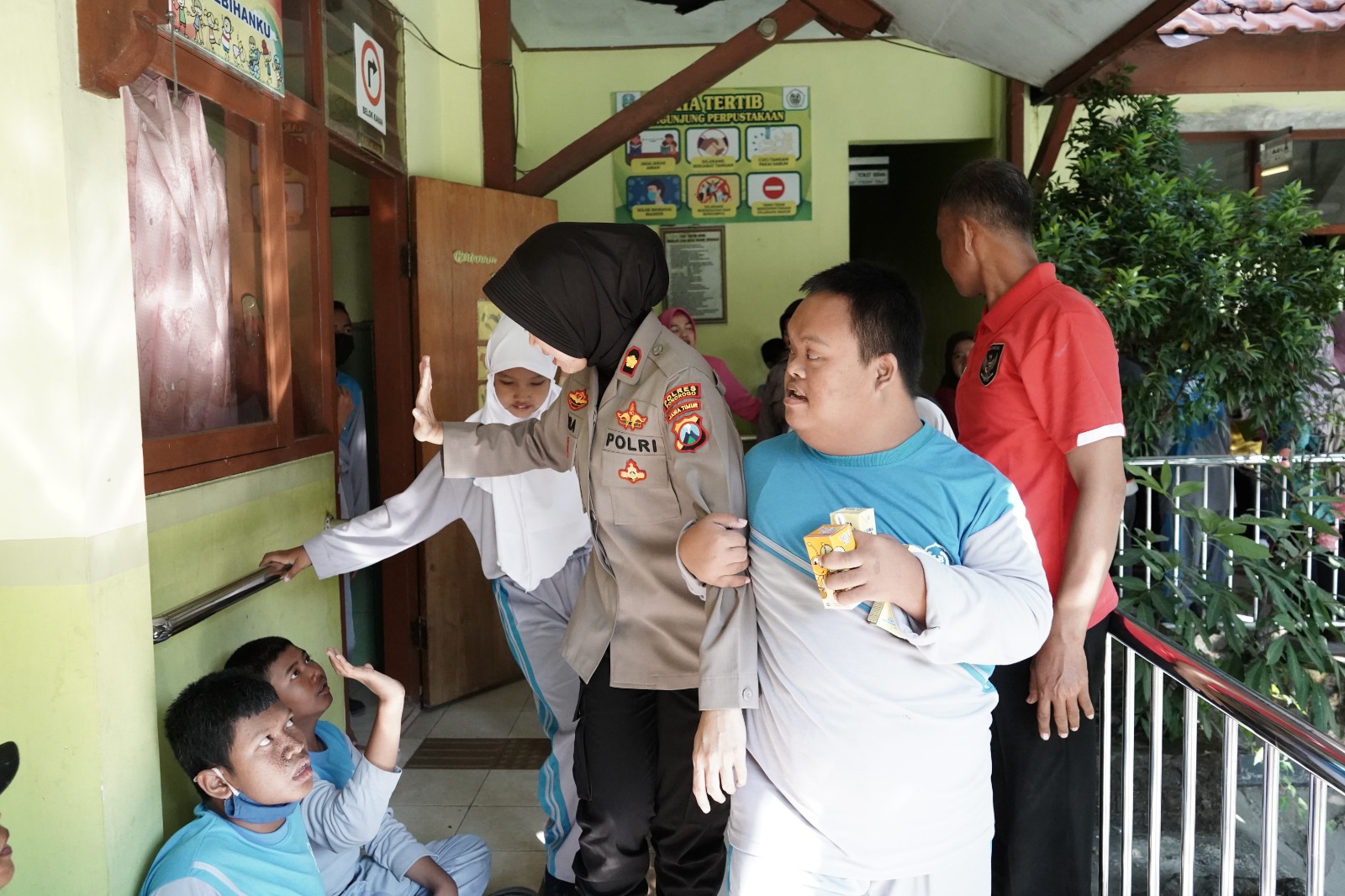 Sambut HUT Polwan ke -75, Polres Ponorogo Gelar Bakti Kesahatan Untuk Pelajar SLB