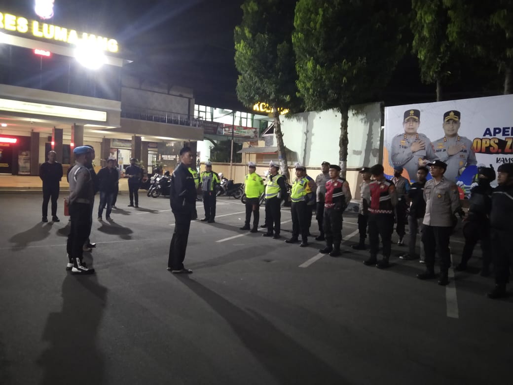 Jelang Pilkades Serentak Polres Lumajang Gelar Patroli Skala Besar