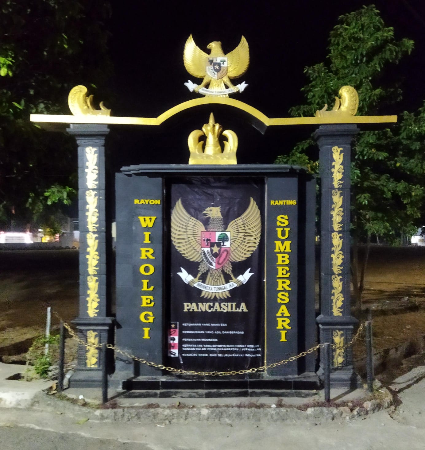 Warga PSHT Sumbersari Alih Fungsikan Tugunya Menjadi Tugu Pancasila, Kapolres Jember Beri Apresiasi
