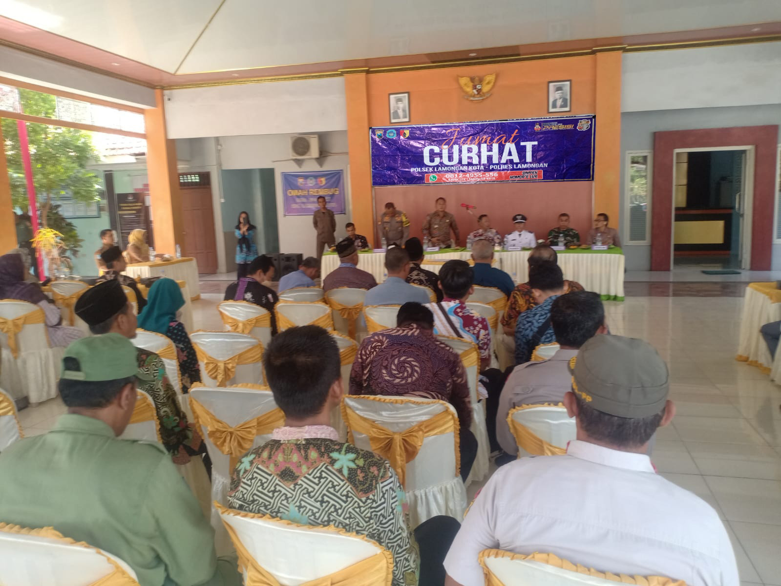 Polsek Lamongan Kota Gelar Jumat Curhat: Mendengar Keluhan Warga dan Berikan Solusi”