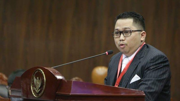 Pasal 17 UU Kekuasaan Kehakiman Tak Berlaku ke Hakim MK