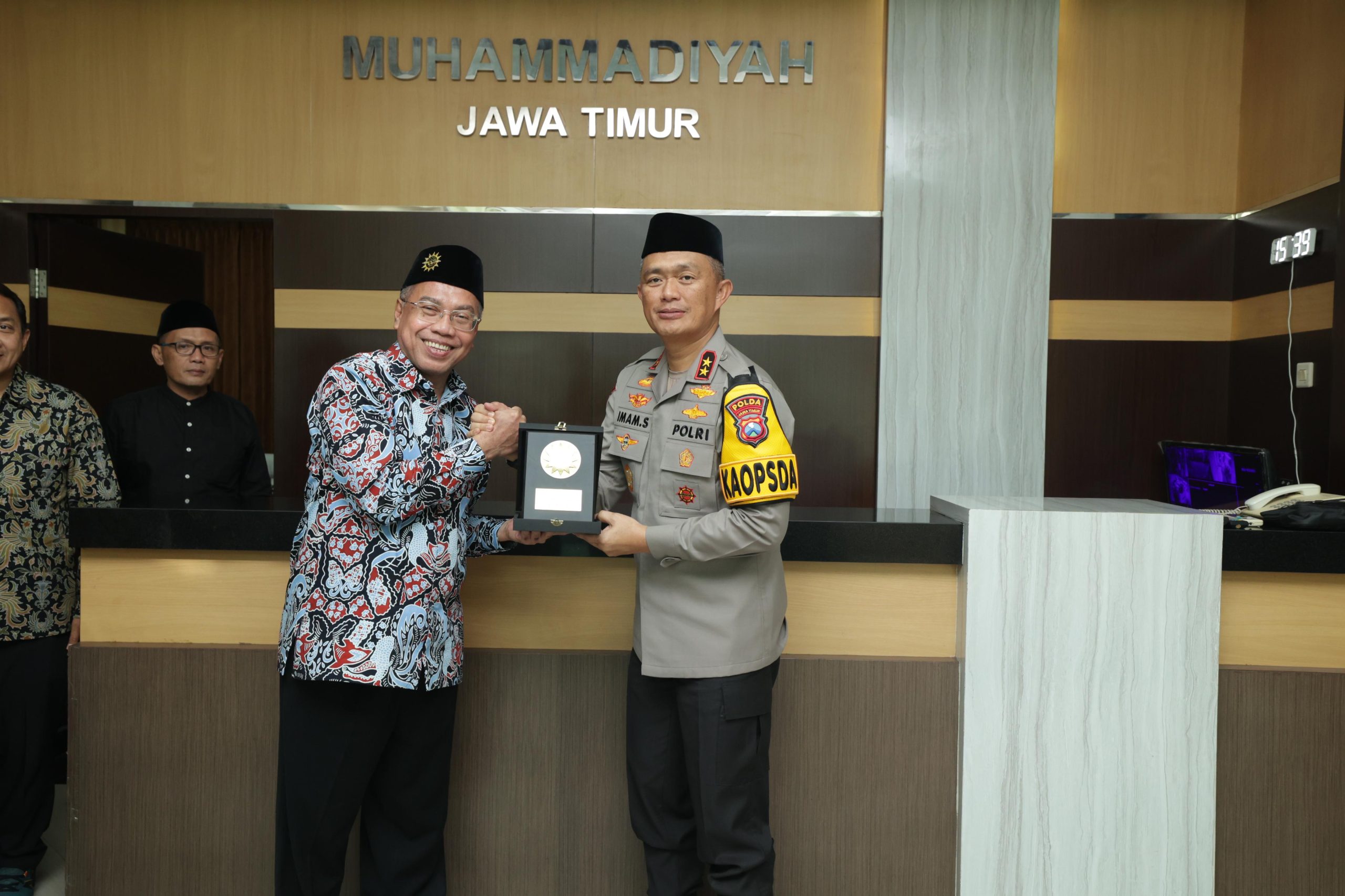 Tingkatkan Kerjasama Kapolda Jatim Silaturahmi ke PW Muhamadiyah