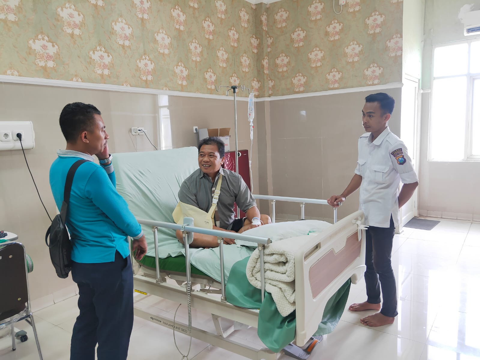 Sidokkes Polres Lamongan Laksanakan Pemeriksaan Kesehatan Anggota Sakit di RSUD dr Soegiri Lamongan