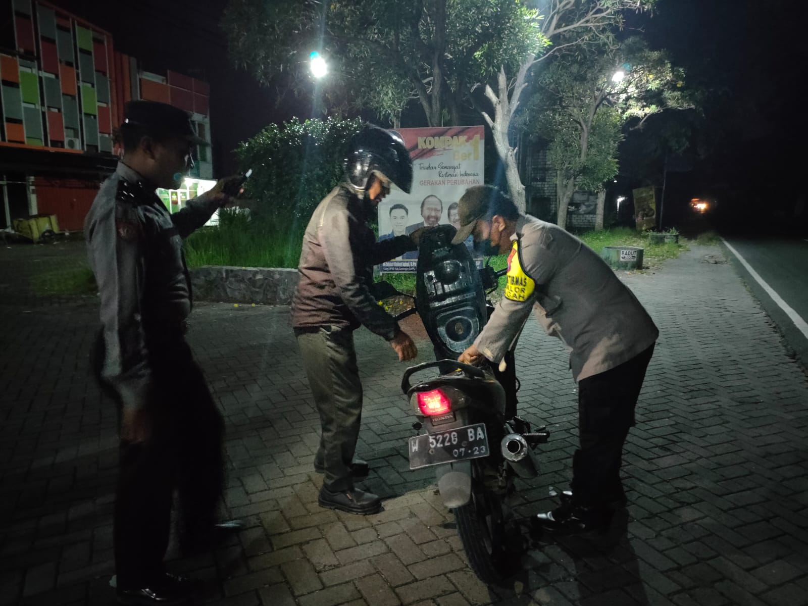 Polres Lamongan Laksanakan Razia Cipkon Multi Sasaran Gabungan Polsek Rayon 5