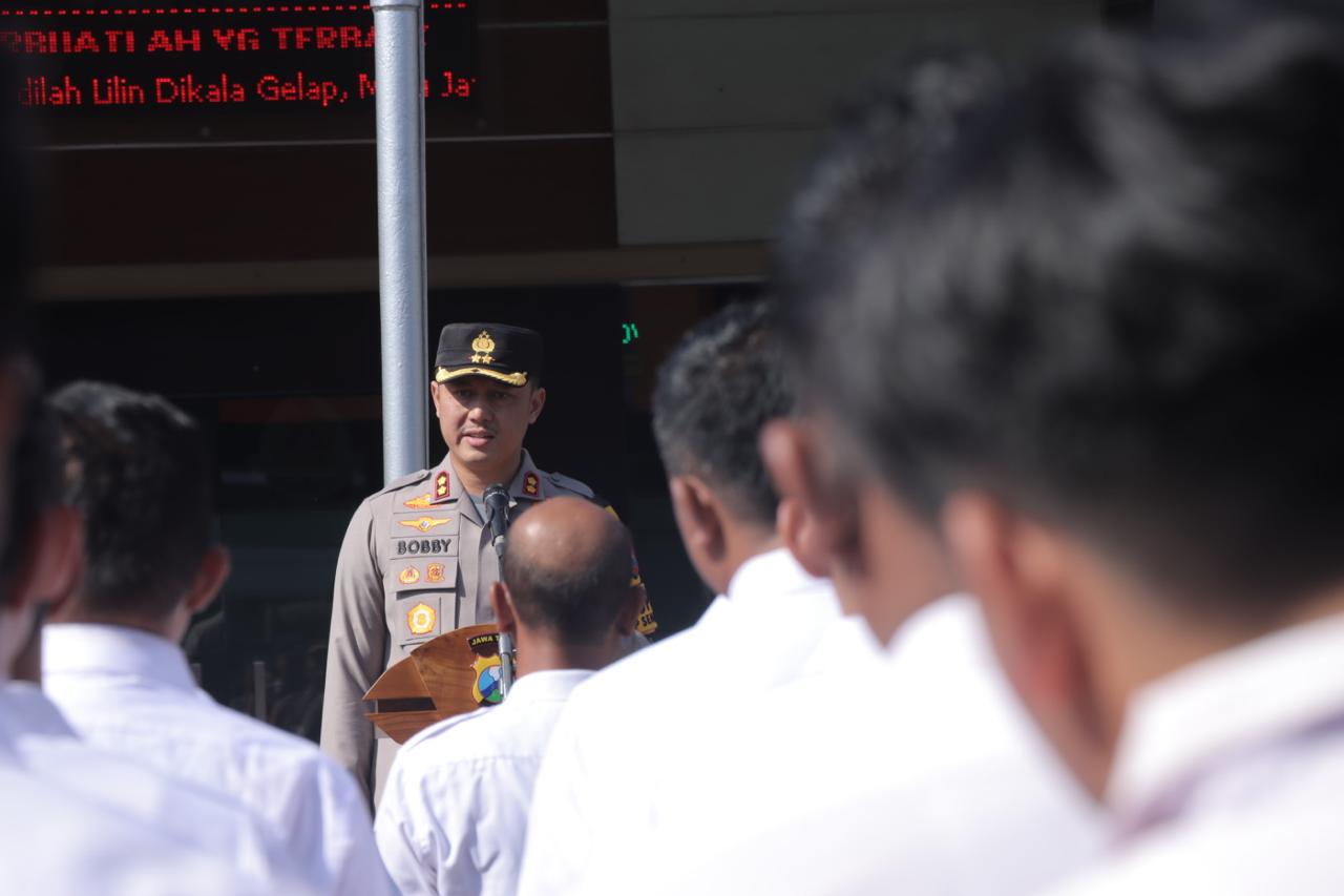 Kapolres Lamongan Berikan Arahan Saat Apel Pagi, Persiapan Siaga Pilkada