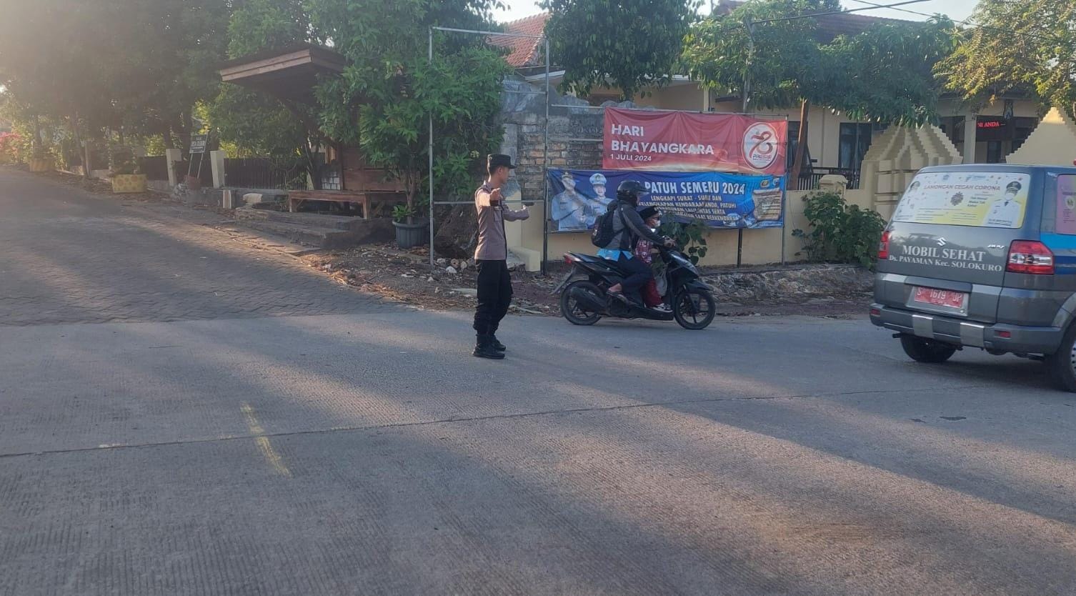 Personel Polres Lamongan Giatkan Commander Wish Pagi Hari