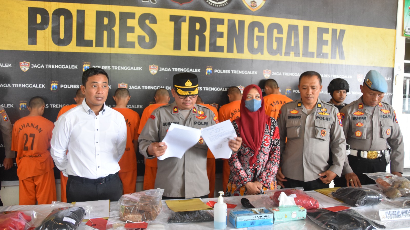 Polisi Tetapkan 12 Tersangka Pelemparan Rombongan Ziarah di Trenggalek