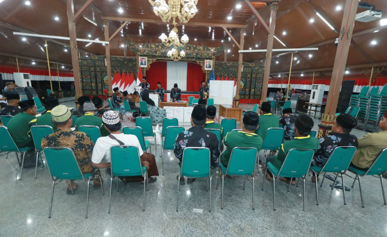 Polda Jatim Siagakan Ribuan Personel Gabungan,  Pilkades Serentak Bangkalan Berjalan Kondusif