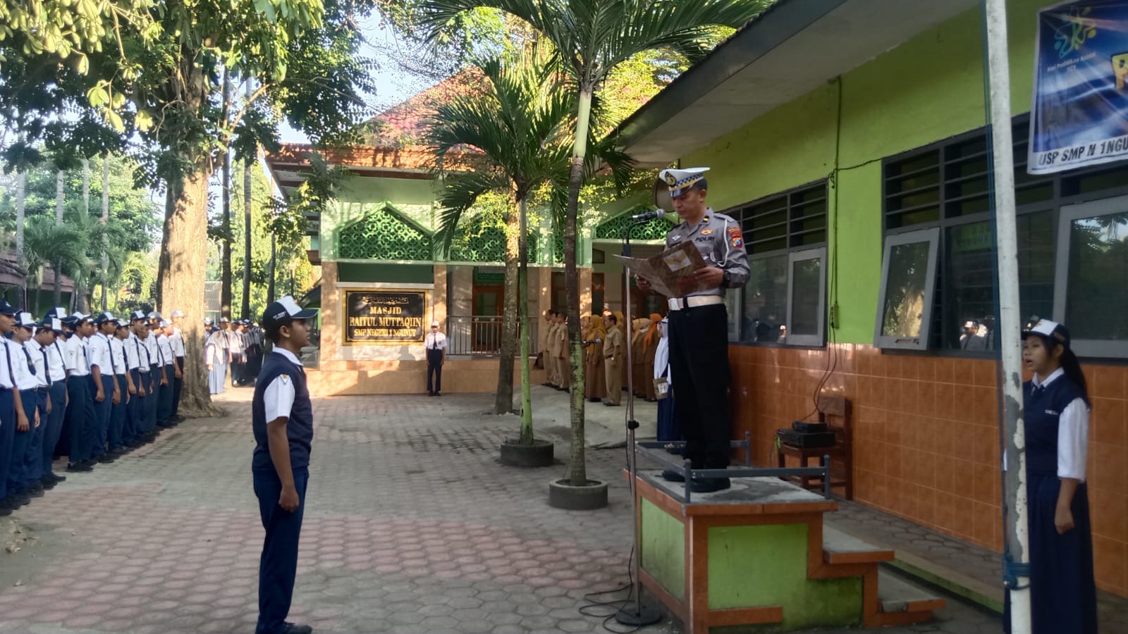 Polres Tulungagung Blusukan ke Sekolah Tanamkan Generasi Muda Yang Disiplin dan Berbudi Luhur