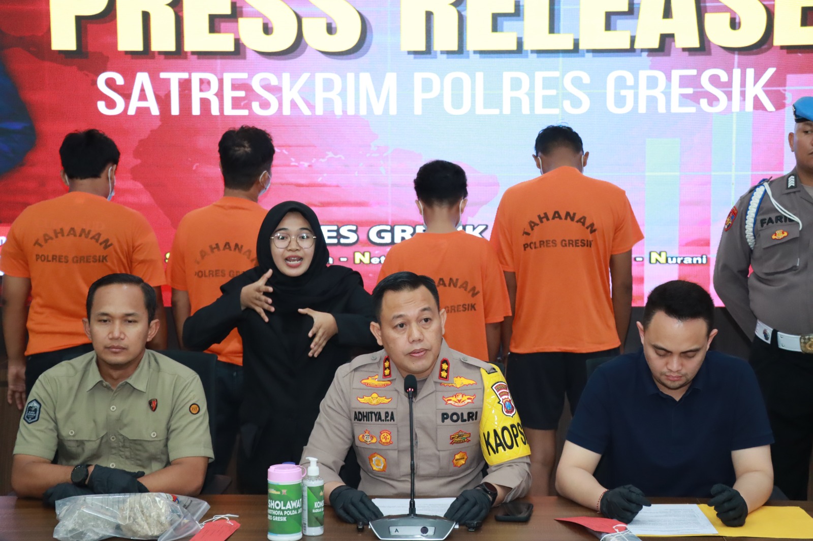 Polres Gresik Tetapkan Delapan Tersangka Kericuhan di Stadion Gelora Joko Samudro