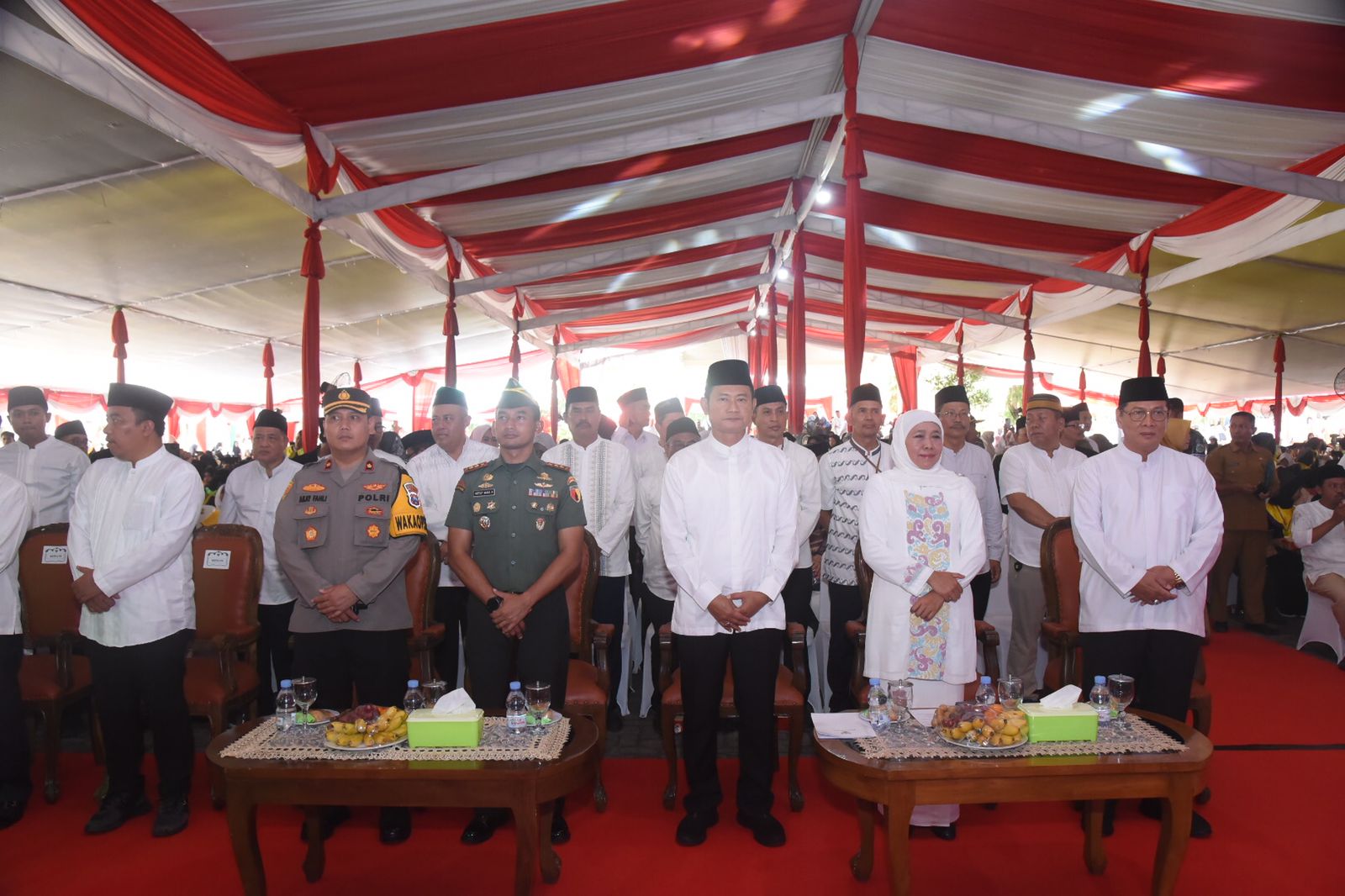 Wakapolres Lamongan Hadir Dalam Wisuda Tahfidz Al-Qur’an Gerakan Lamongan Menghafal Al-Qur’an Tahun 2024