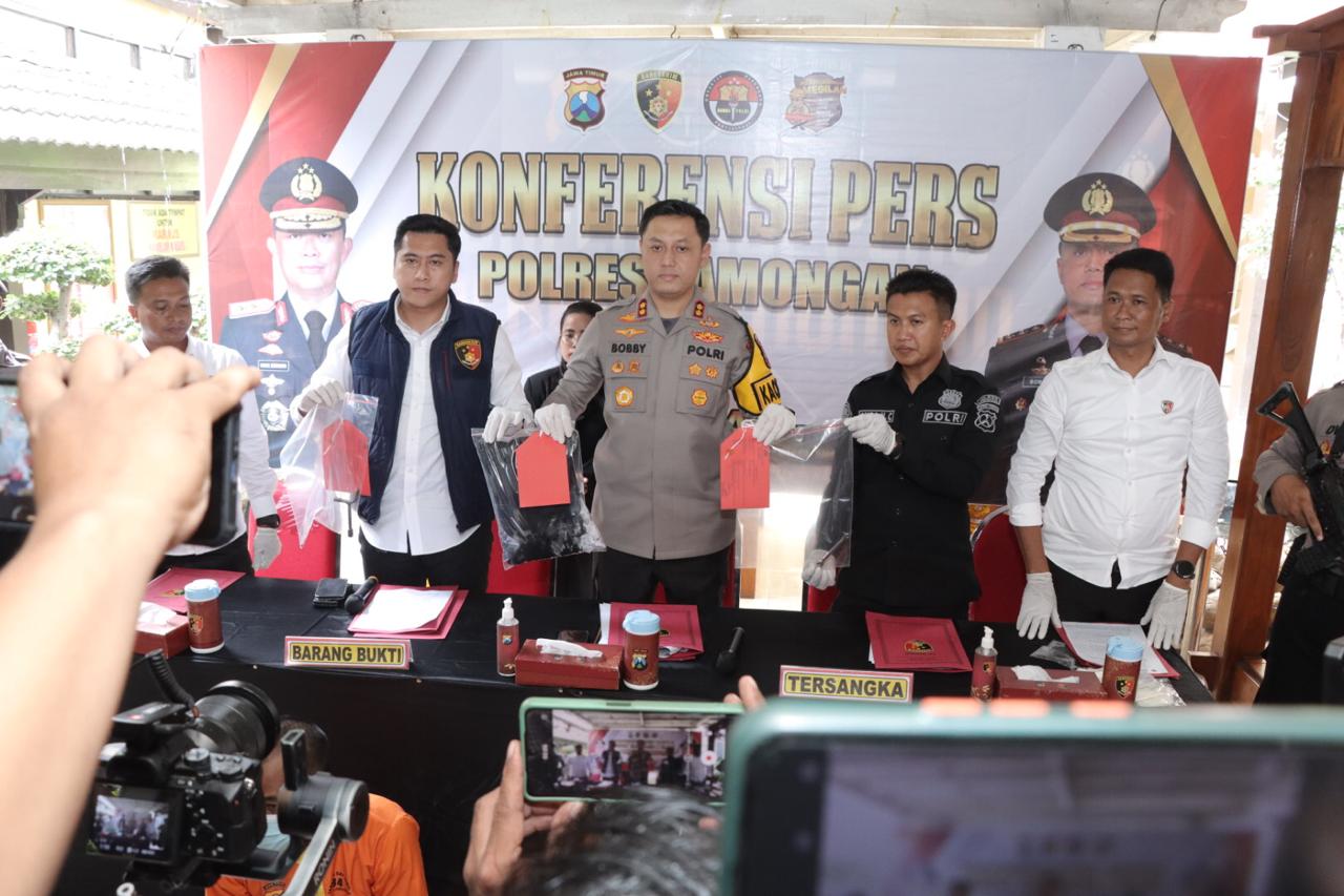 Polres Lamongan Ungkap Kasus Residivis Spesialis Pembobol Alfamart, Kapolres Beberkan 16 TKP