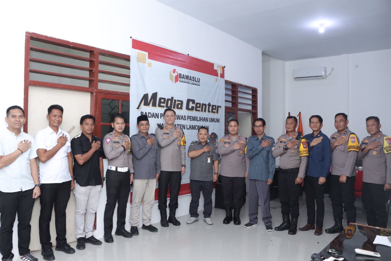 Silaturahmi Kapolres Lamongan Ke Kantor Bawaslu Lamongan