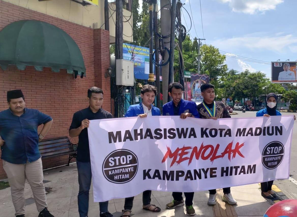 PMII Madiun Turun ke Jalan Bentuk Keprihatinan dan Tolak Kampanye Hitam