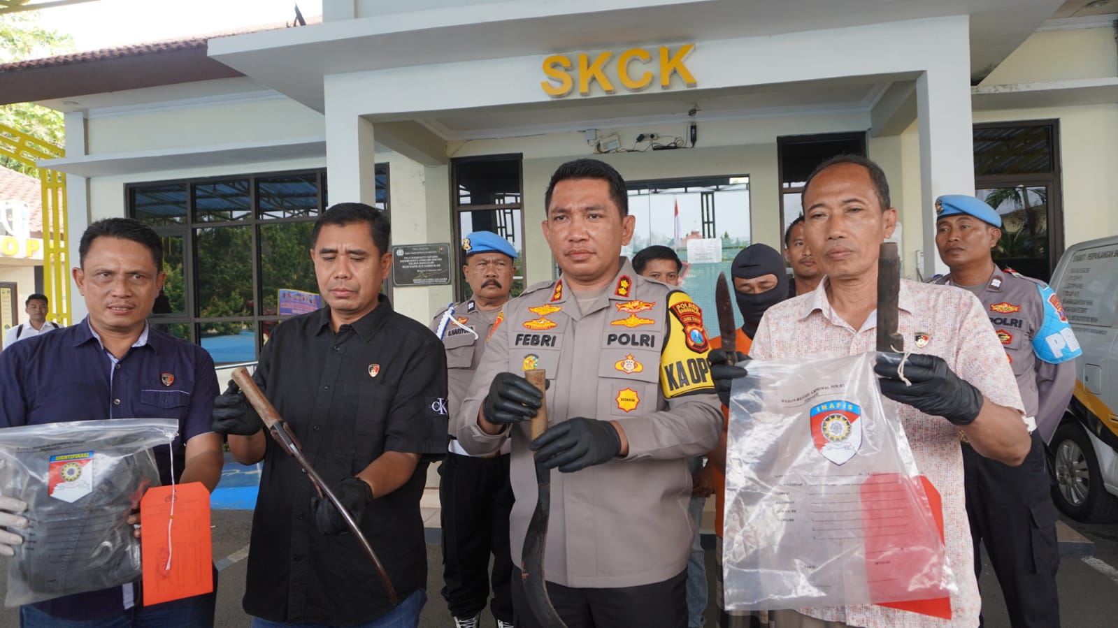 Gerak Cepat Polres Bangkalan Berhasil Amankan Dua Pelaku Carok yang Tewaskan 4 Orang