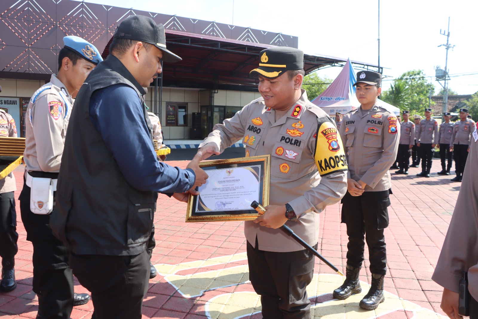Sukses Atasi Konflik Antar Perguruan Silat, Bupati Beri Penghargaan Polres Ngawi
