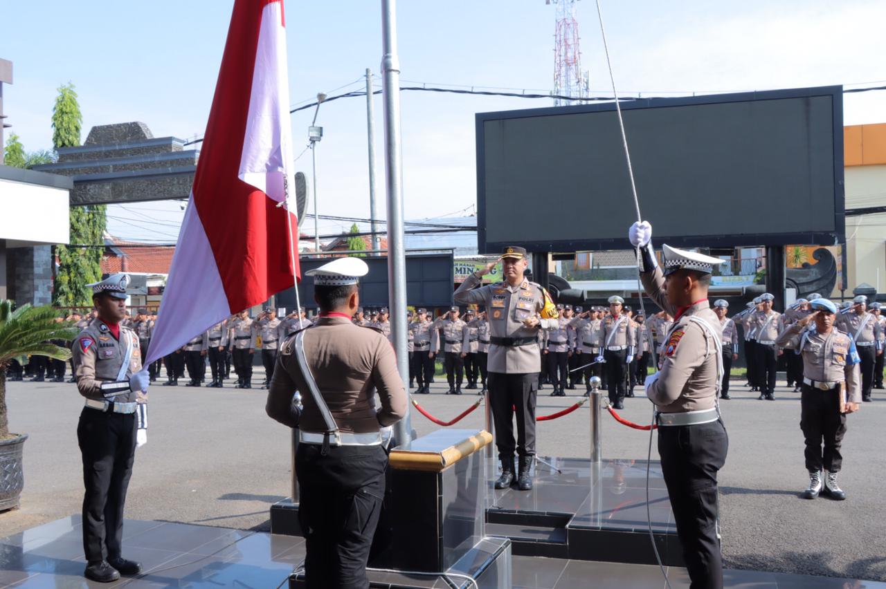 Upacara Kesadaran Nasional, Kapolres Lamongan Himbau Anggota Agar Laksanakan Tugas Dengan Ikhlas Dan Hindari Pelanggaran