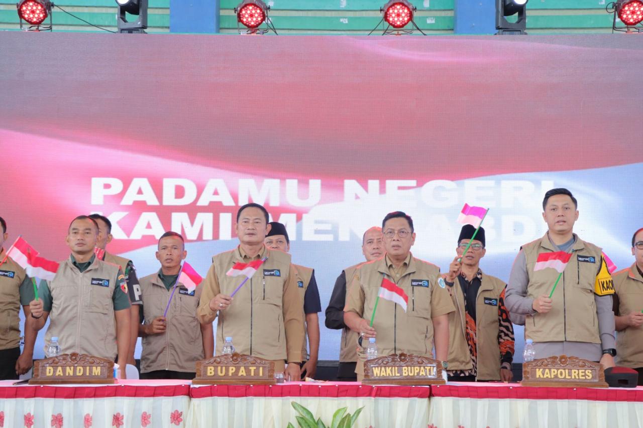 Kapolres Lamongan Hadiri Rapat Koordinasi Forkopimda-Forkopimcam Dan Tiga Pilar Desa/Kelurahan Dalam Rangka Mensukseskan Pemilu 2024