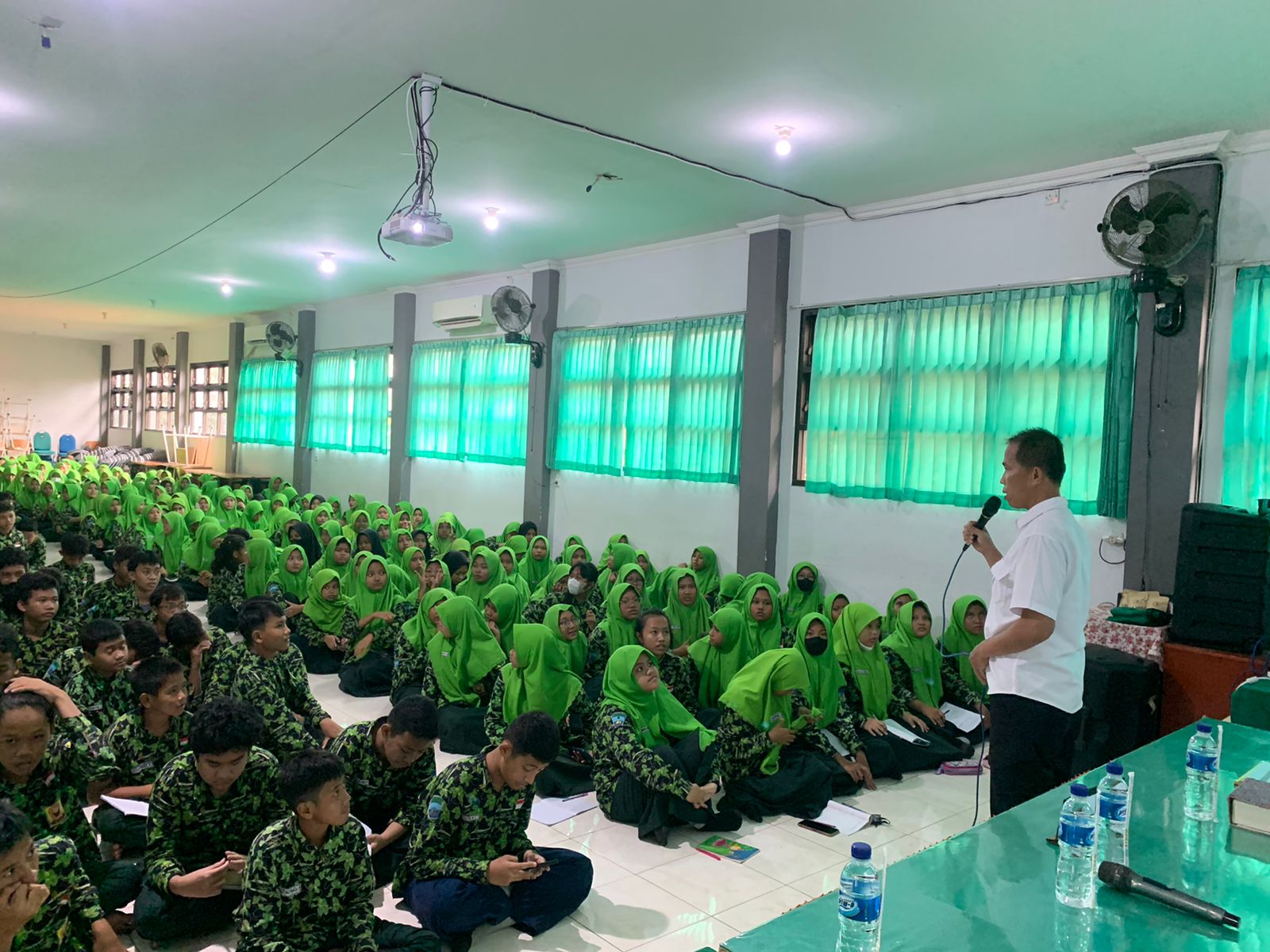 Polres Pelabuhan Tanjungperak Selamatkan Generasi Bangsa Ajak Pelajar Perangi Narkoba