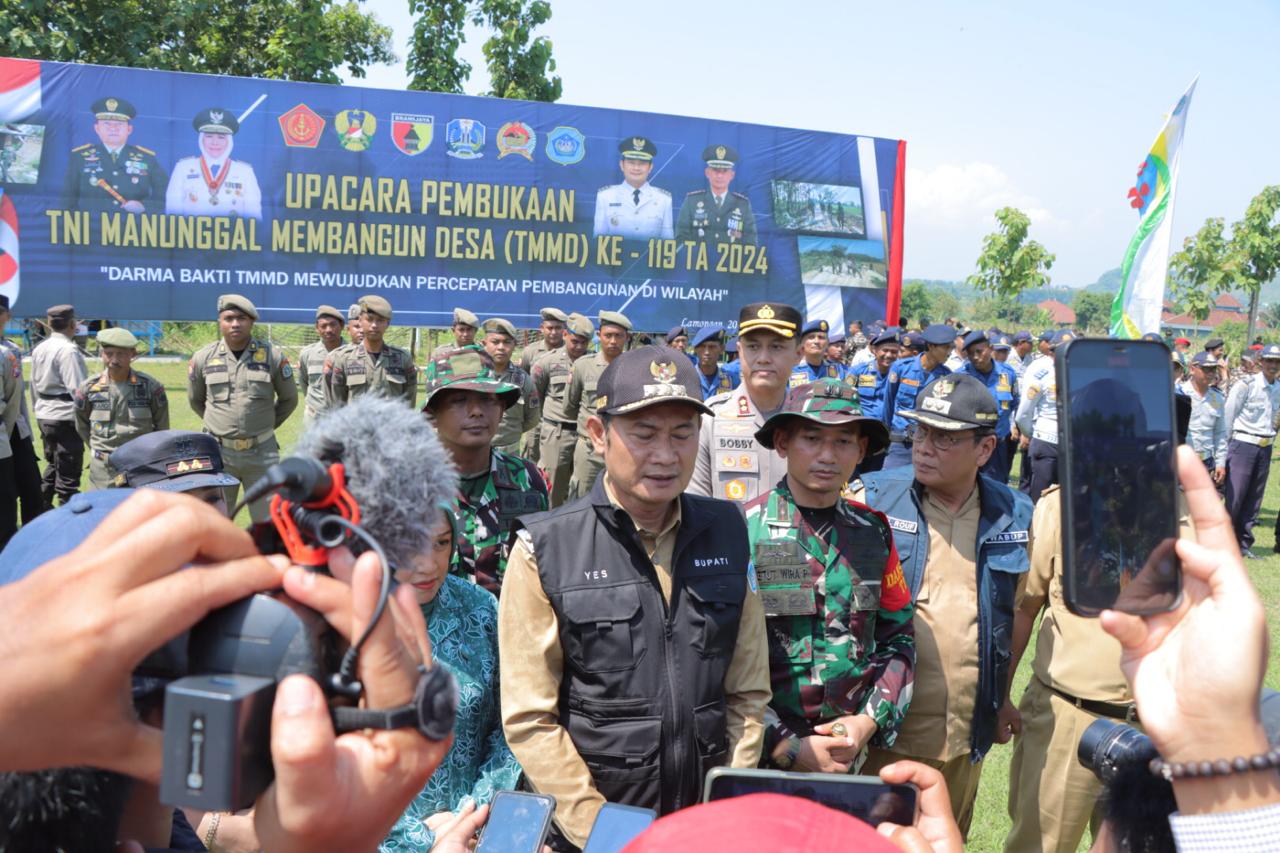 Kapolres Lamongan Hadiri Serangkaian Kegiatan Pembukaan TNI Manunggal Membangun Desa ( TMMD ) Ke – 199 TA. 2024