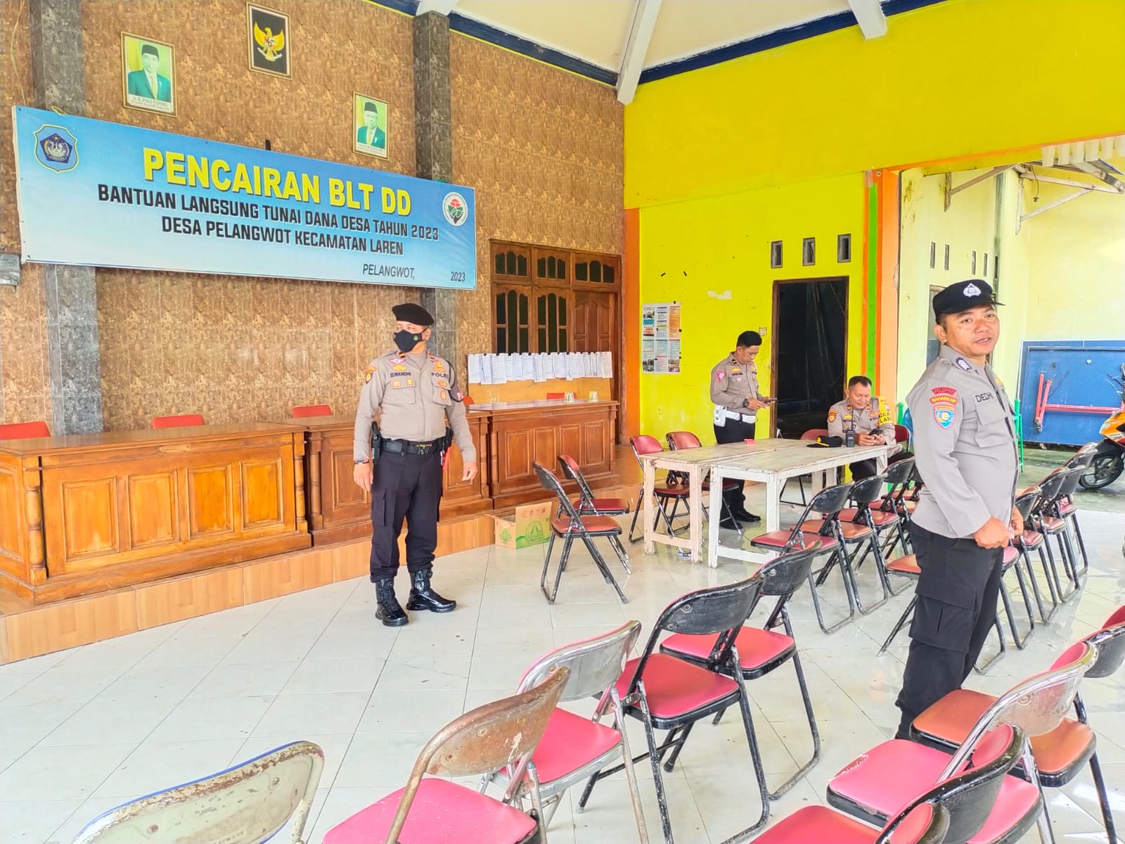 Polres Lamongan Amankan Pemungutan Suara Ulang di TPS 03 Desa Plangwot
