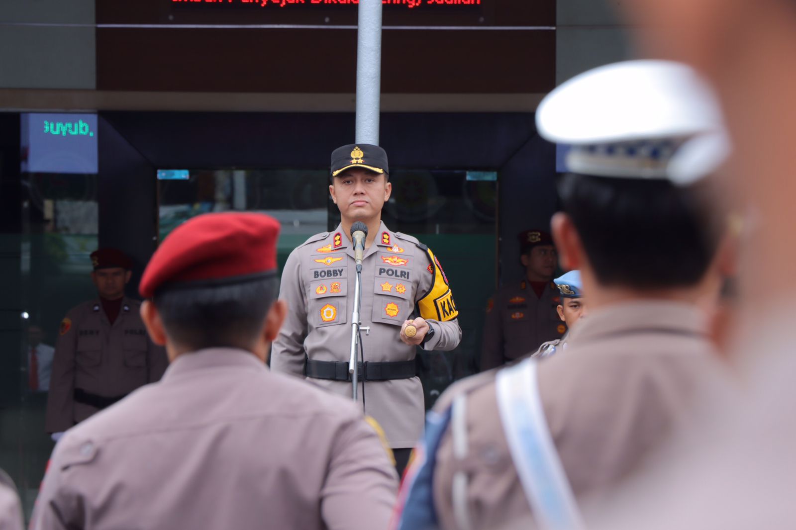 Kapolres Lamongan Pimpin Upacara Hari Kesadaran Nasional