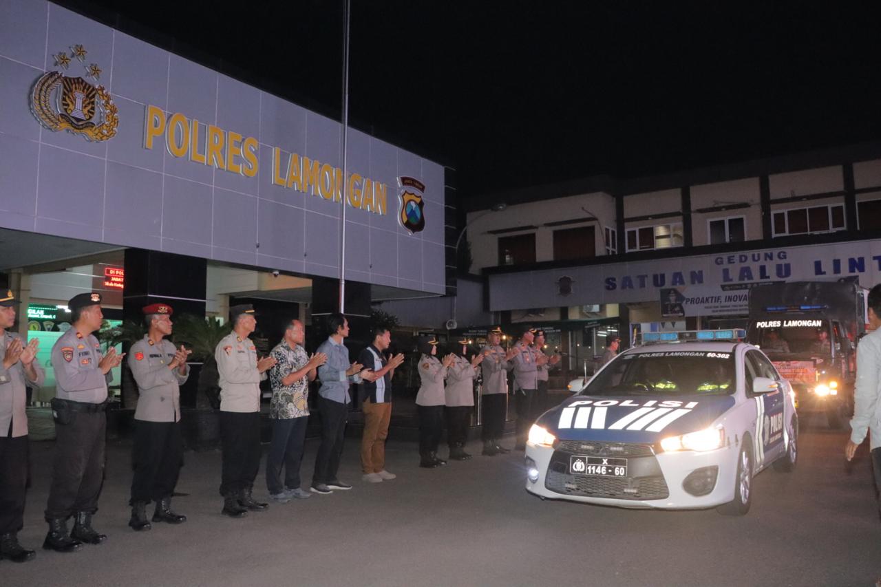 Polres Lamongan Salurkan Bantuan Kemanusiaan Untuk Korban Banjir Di Jawa Tengah