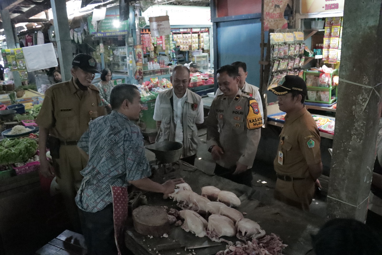 Harga Beras Premium Mulai Turun, Satgas Pangan Polresta Malang Kota bersama Disperindag Terus Pantau Pasar