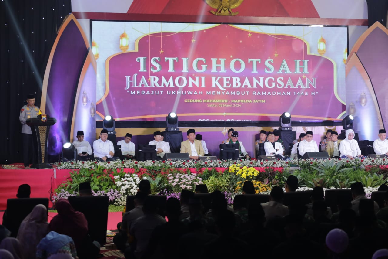 Sambut Ramadhan 1445 H Polda Jatim dan MUI Gelar Istighotsah Harmoni Kebangsaan Rawat Persatuan