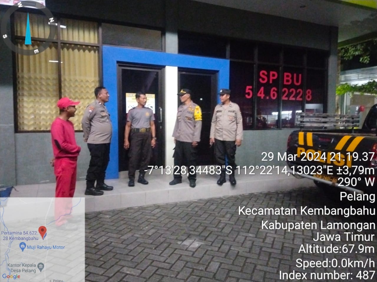 Kapolsek Kembangbahu Pimpin Patroli Wilayah Dan Pengecekan SPBU