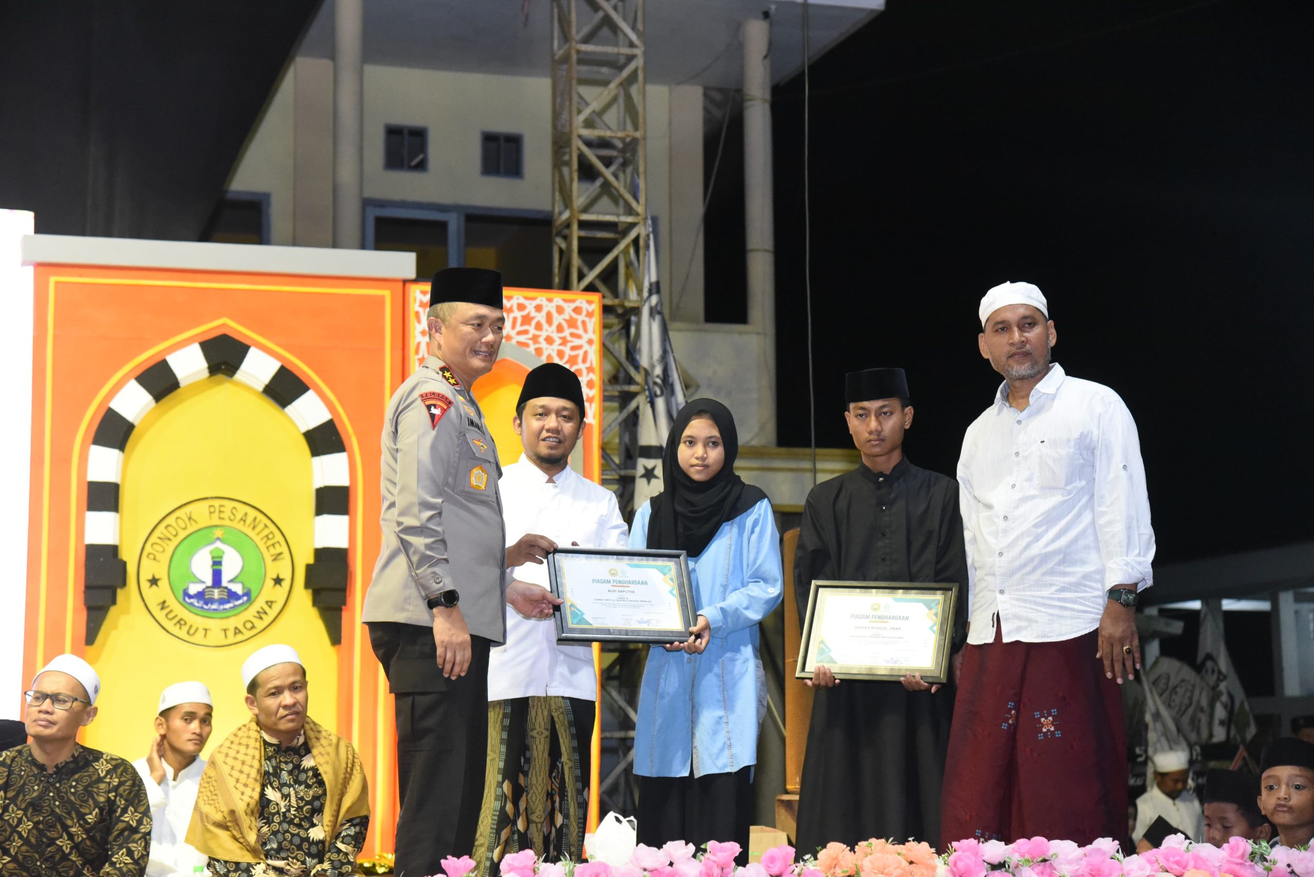 Hadiri Haul Ponpes Nurut Taqwa di Bondowoso, Kapolda Jatim Ajak Ulama Tetap Jaga NKRI