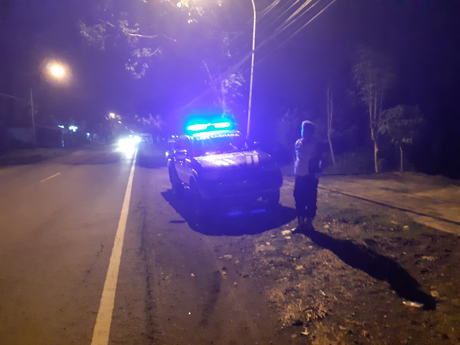 Berikan Rasa Aman Di Malam Hari, Polres Lamongan Laksanakan Patroli Blue Light