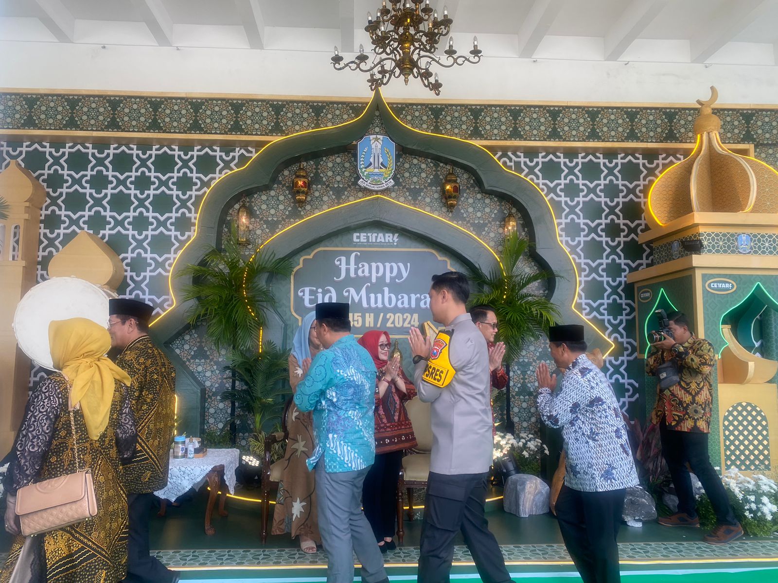 Kapolres Lamongan Bersama Forkopimda Kabupaten Lamongan Hadiri Halal Bihalal Dalam Rangka Idul Fitri 1445 H