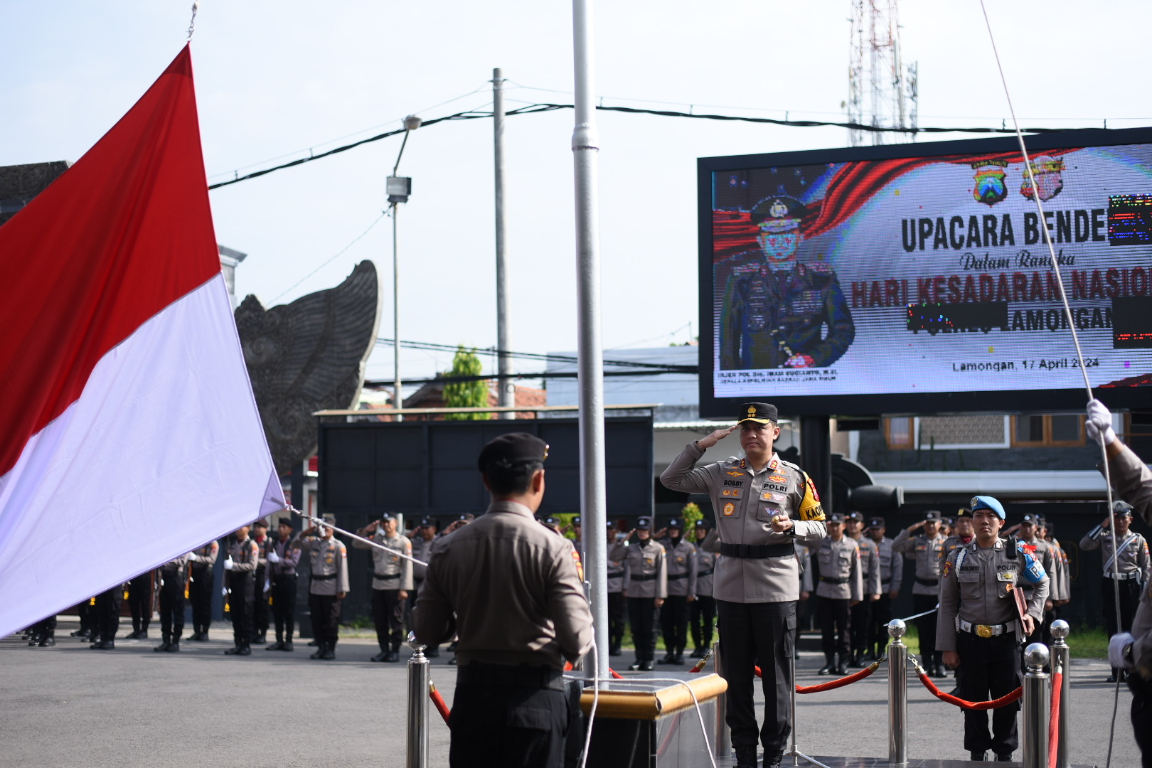 Polres Lamongan Gelar Upacara Bendera Dalam Rangka Hari Kesadaran Nasional
