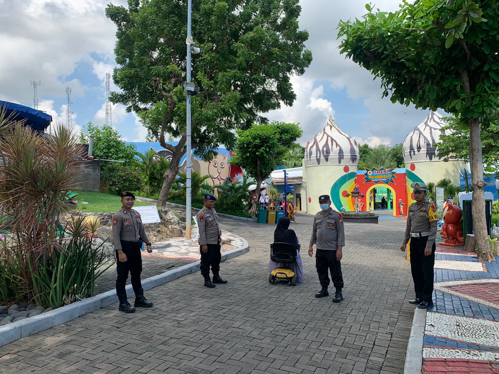 Pos Pam WBL Polres Lamongan Amankan Obyek Wisata Selama Libur Idul Fitri 2024