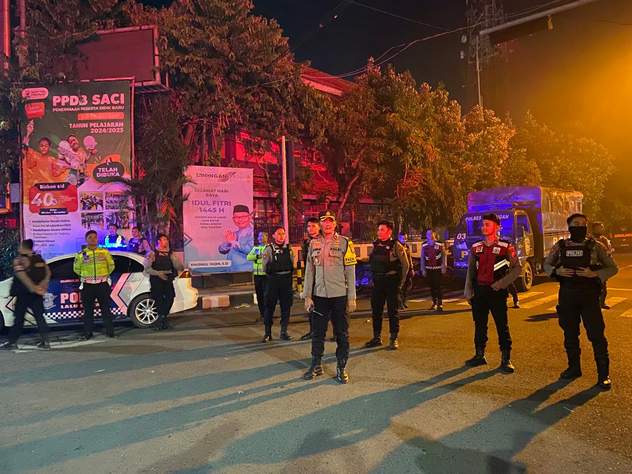 Kapolres Lamongan Pimpin Langsung Pengamanan Anniversary ke 57 Persela Lamongan Hingga Berjalan Tertib dan Kondusif