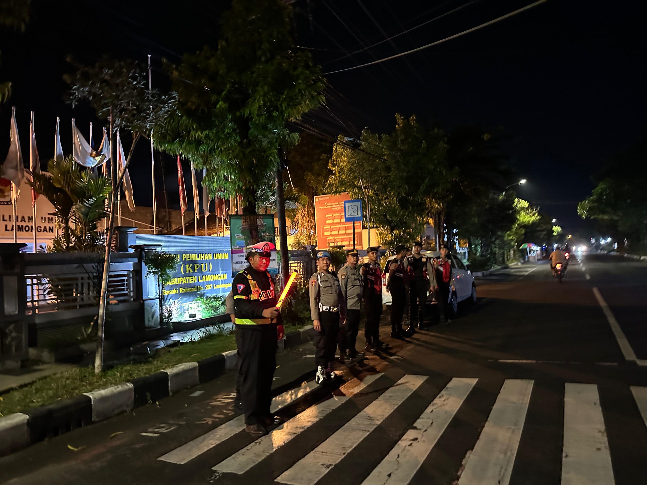Polres Lamongan Gelar Patroli Harkamtibmas untuk Menjaga Keamanan dan Ketertiban di Wilayah