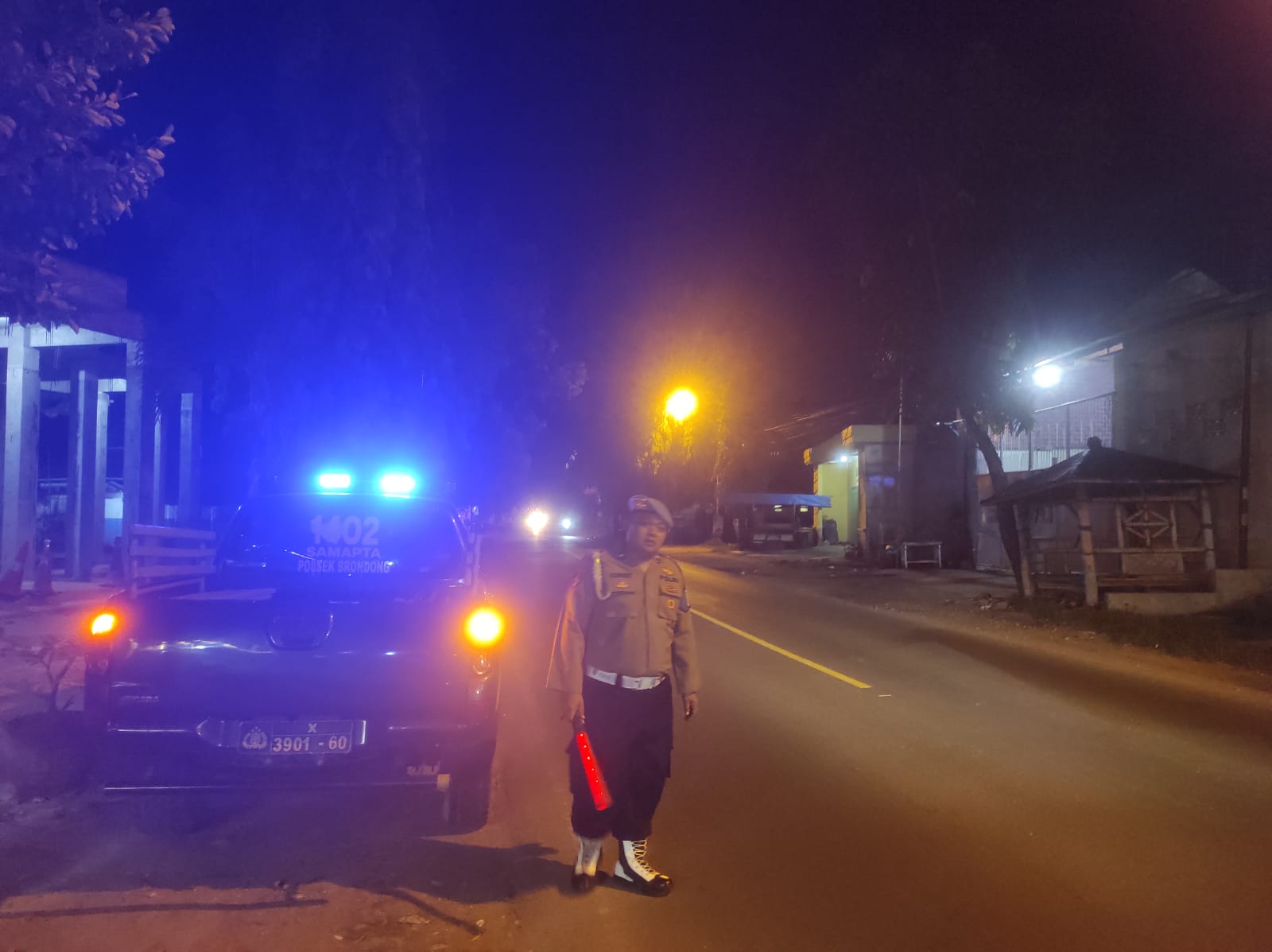 Polres Lamongan Laksanakan Patroli Blue Light dalam Rangka Harkamtibmas Wilayah Kabupaten Lamongan