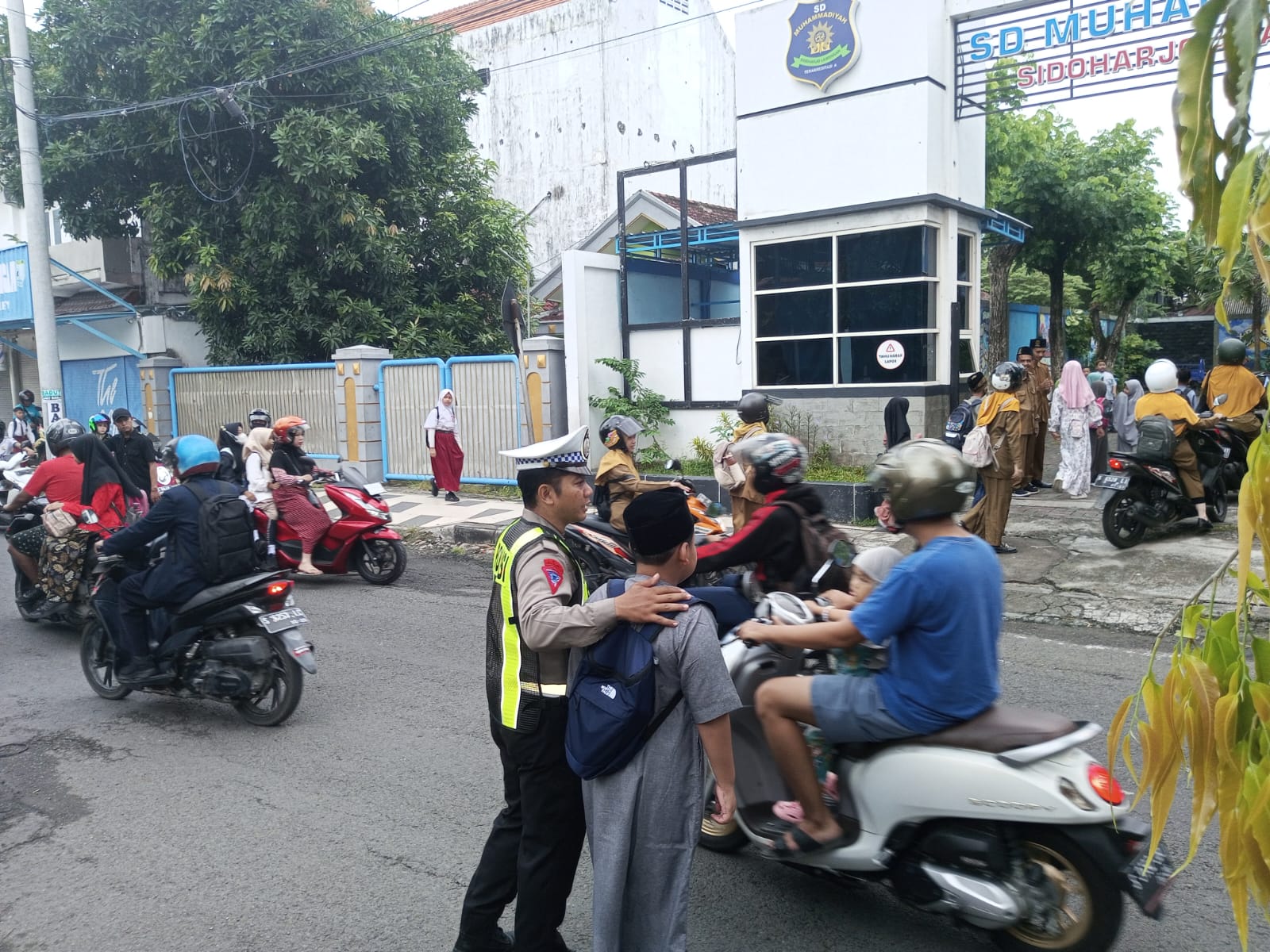 Polres Lamongan dan Polsek Jajaran Gelar Commander Wish Guna Kelancaran dan Keamanan Wilayah