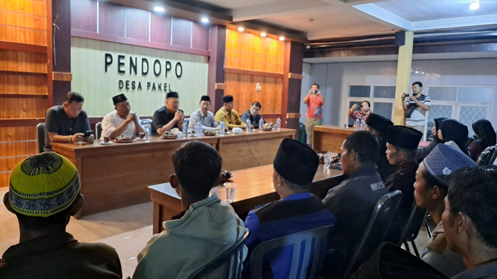 Dimediasi Kapolresta Banyuwangi, Warga Pakel dan PT. Bumisari Akhirnya Bergandengan Tangan