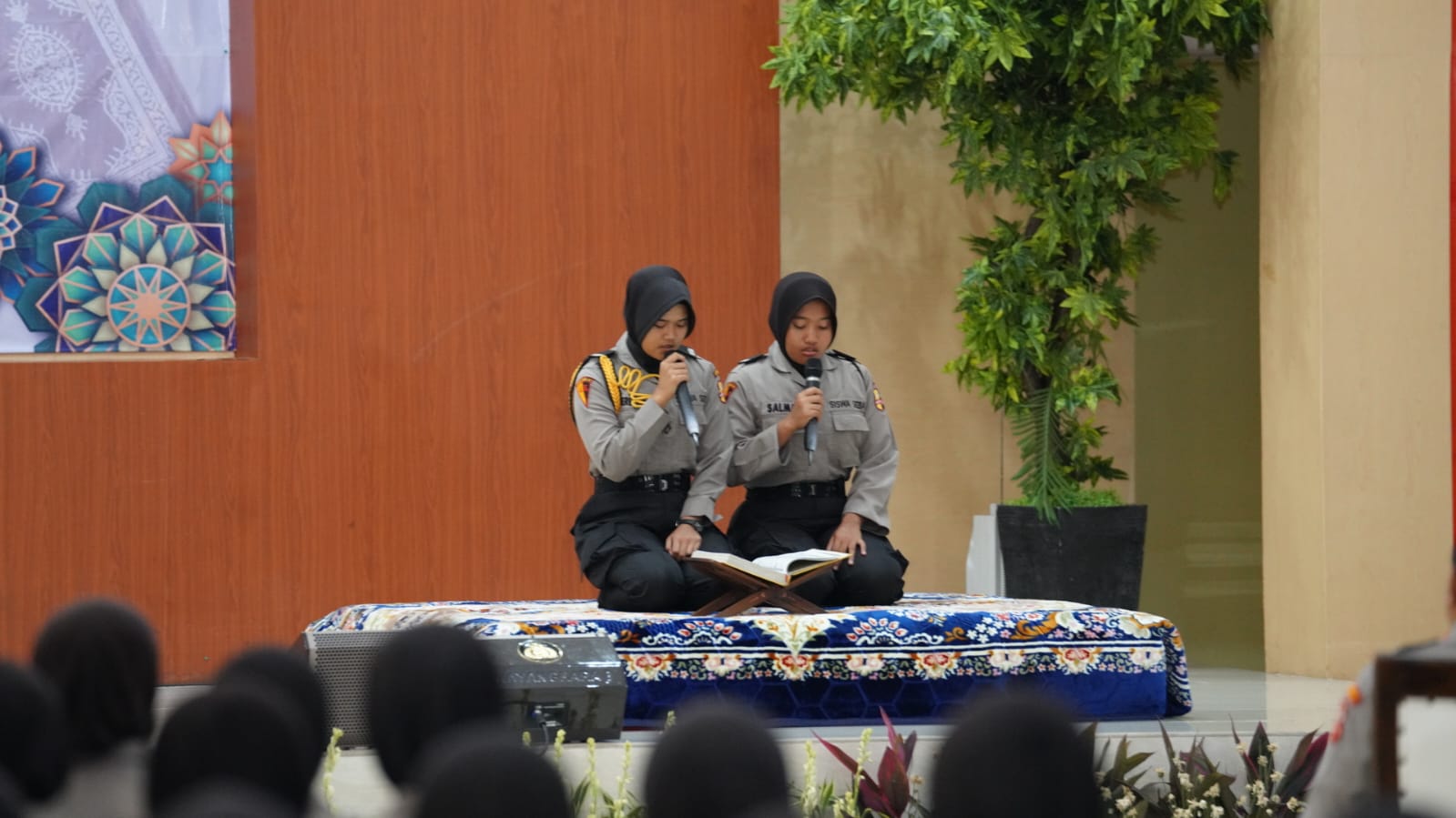 Program Pendidikan Siswa Qur’ani Cetak Polwan Berprestasi Dengan Keagamaan Kuat