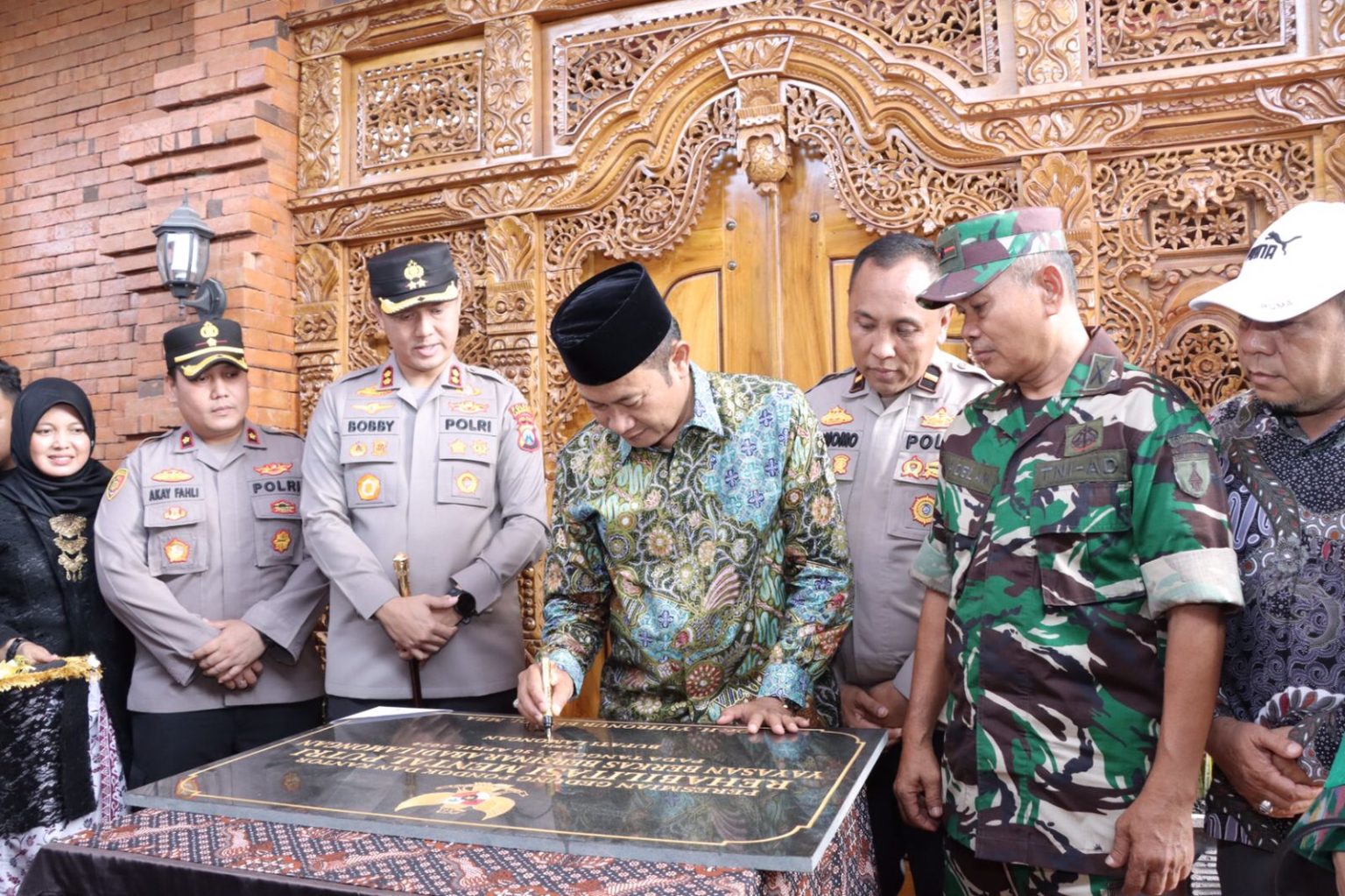 Peduli dan Cinta Masyarakat, Kapolres Lamongan Resmikan Pondok Rehabilitasi Mental Putri untuk Yayasan Berkas Bersinar Abadi