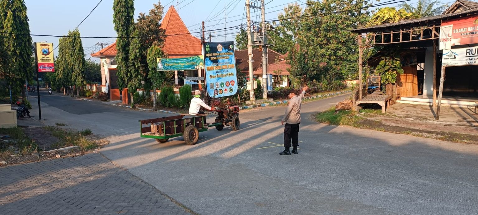 Hadir Ditengah Masyarakat, Anggota Polres Lamongan Laksanakan Commander Wish