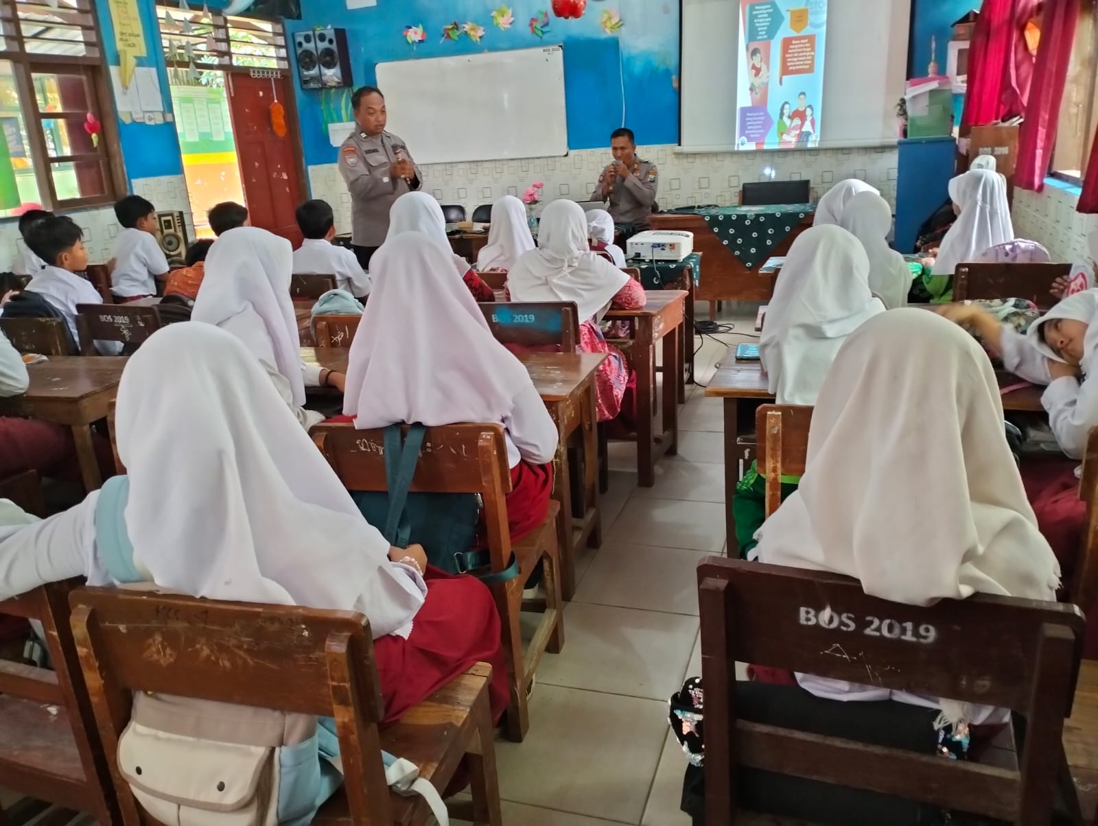 Stop Bullying, Polres Pamekasan Gencar Laksanakan Program Police Goes To School
