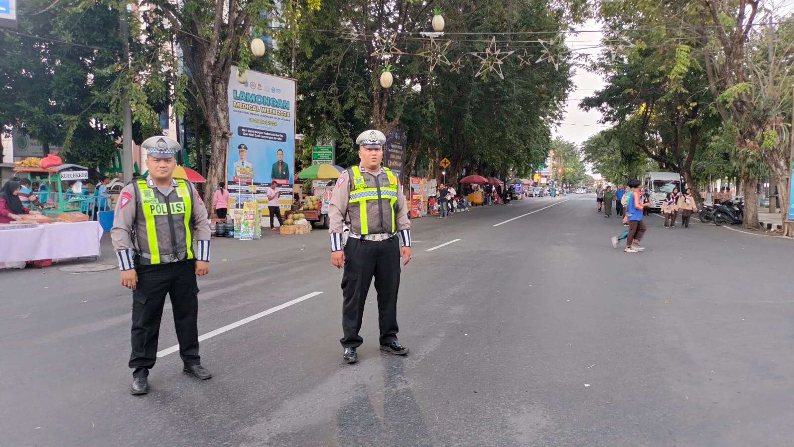 Personel Polres Lamongan Laksanakan Pengamanan Minggu Ceria