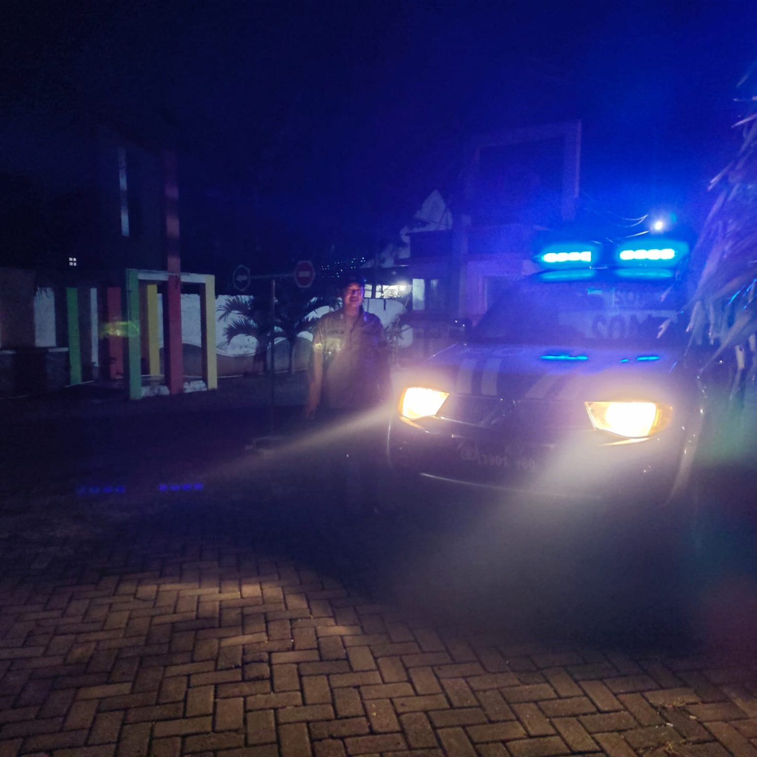Guna Antisipasi 3 C, Personel Polres Lamongan Laksanakan Patroli Blue Light