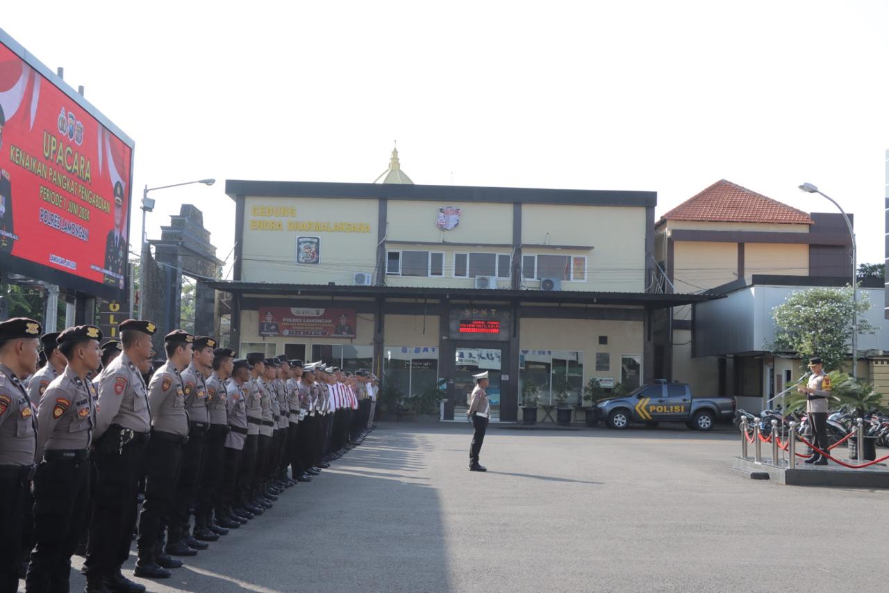 Polres Lamongan Gelar Upacara Kenaikan Pangkat Pengabdian dari Aiptu ke Ipda