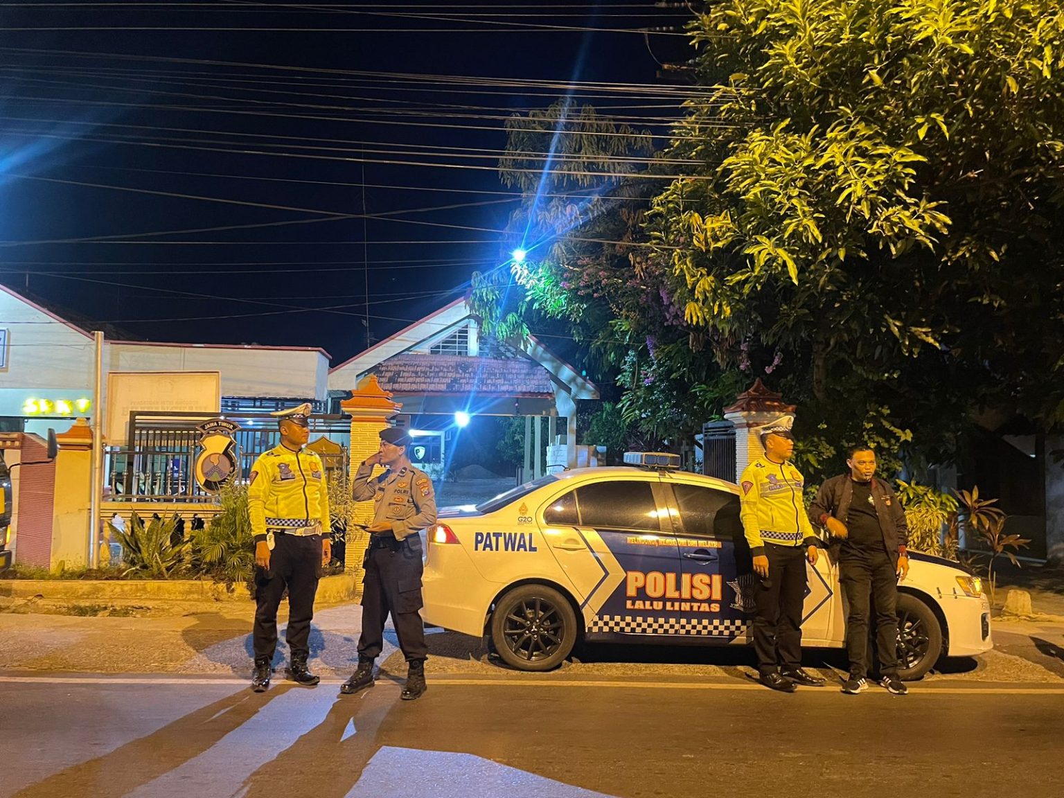 Pastikan Situasi Wilayah Aman, Polres Lamongan Gelar Patroli Harkamtibmas